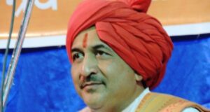 आजपासून सोलापूर येथे राष्ट्रीय कीर्तनकार चारुदत्त आफळे यांच्या सामाजिक कीर्तनमालेस प्रारंभ!