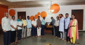 कोकण मराठी साहित्य परिषद व सावंतवाडी शाखा च्या वतीने कवी ना. धो. महानोर यांना वाहिली श्रद्धांजली!