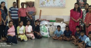 योग विद्या प्राणिक हिलींग फाउंडेशन ऑफ साऊथ मुंबई या संस्थेच्यावतीने रोणापाल येथील दयासागर वस्तीगृहास जीवनावश्यक वस्तूंचे वितरण.