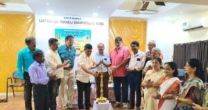 कोमसाप सिंधुदुर्ग आणि शाखा कुडाळ यांच्या संयुक्त विद्यमाने आयोजित जिल्हास्तरीय साहित्यिक कार्यकर्ता मेळावा व कवी संमेलन उत्साहात संपन्न.