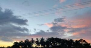 सैनिक परंपरा असलेला कलंबिस्त गावात बाहेरील व्यक्तींना जमीन न विकण्याचा एकजुटीने ठराव मंजूर.